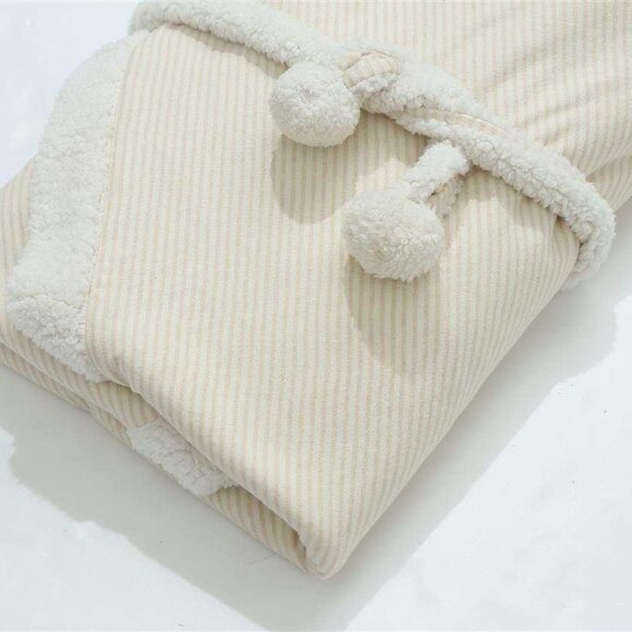 Baby Cute Robe Perfect Gift for Boy or Girl - Picture 2 of 12